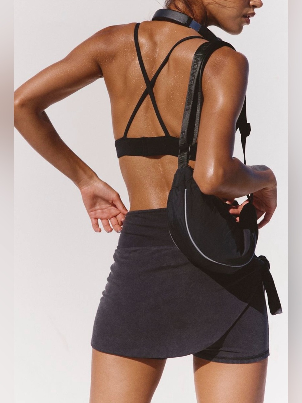 FP Movement by Free People ~ Bulls Eye Sling Bag ~ Black ~ *NWT* - Picture 14 of 15